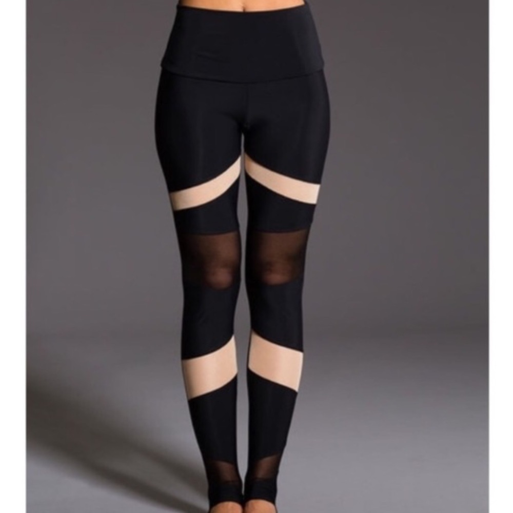 Onzie Hot Yoga High Rise Bondage Legging size XS